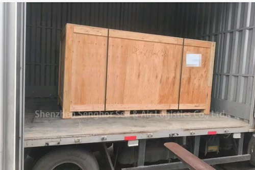 loading-cargo loading-cargo